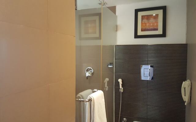 Royal Orchid Central, Vadodara