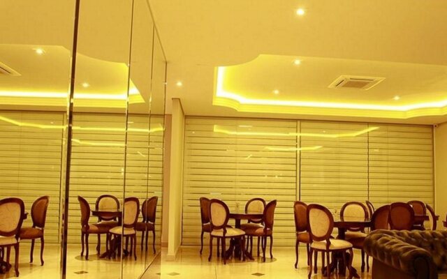 Lizon Curitiba Hotel
