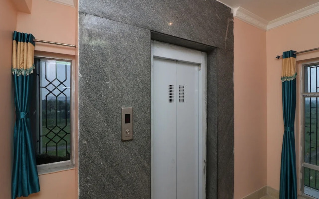 OYO 22042 Executive Guest House