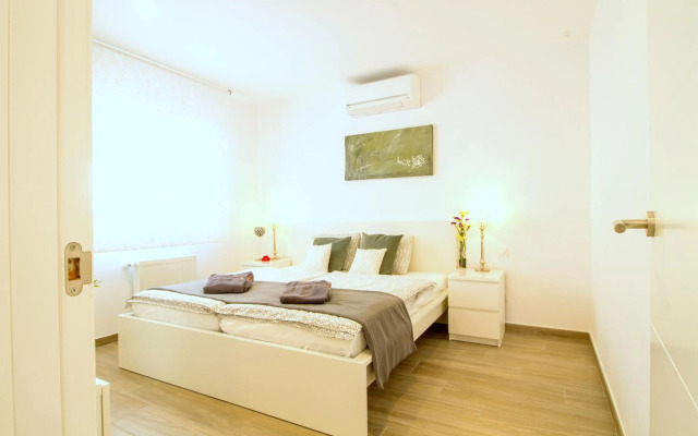 LEON Immo Villa Palmera - 10337