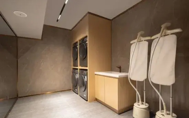 Chao Man Hotel (Yanji Yanbian University Department Store)