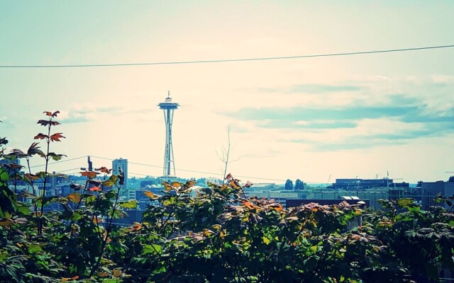 Seattle Uran Village- Olympic