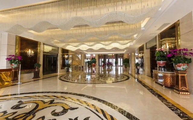 Royal Garden