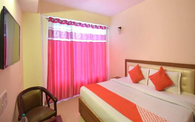 OYO 8439 Hotel Howard