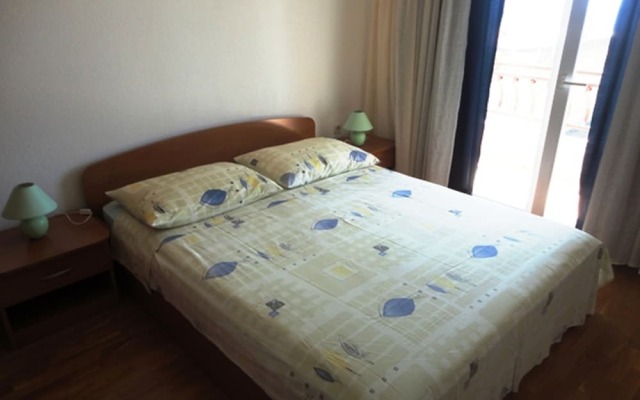 Apartments Maslina