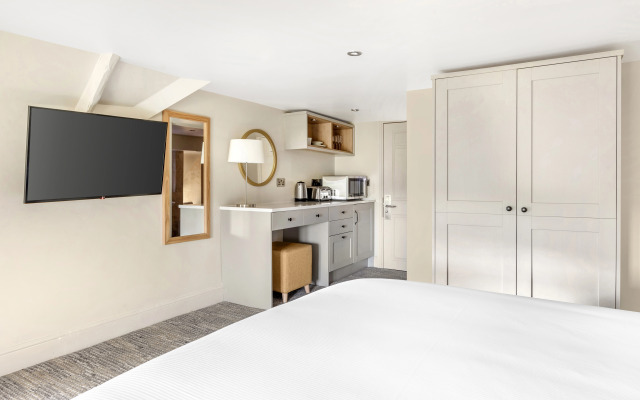 Woodford Bridge Country Club