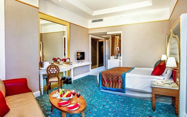 Royal Taj Mahal - All Inclusive