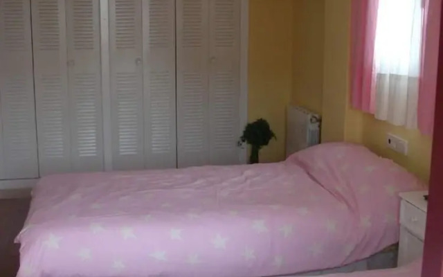 Apartment - 2 Bedrooms with Pool and Sea views - 107777