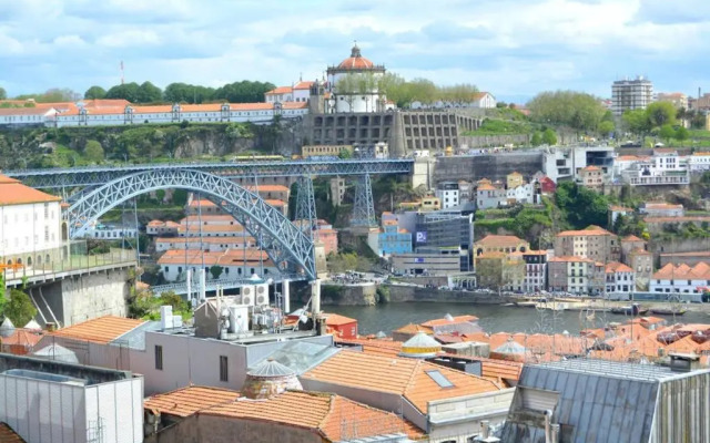 Oporto Gardens - Historical House