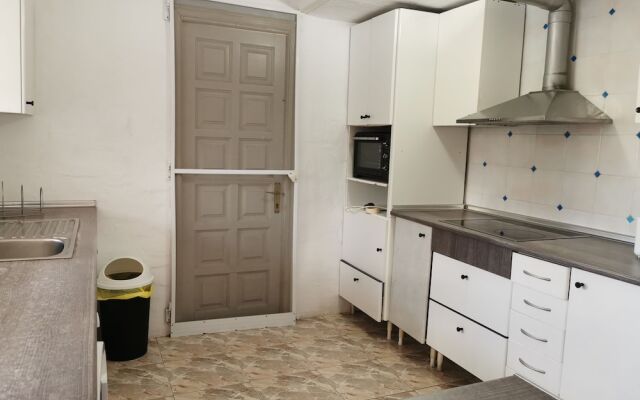 Nelidas Pri. Bungalow Pool & wifi free.