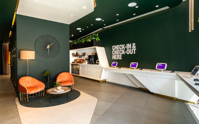 Yotel London City - Image 2