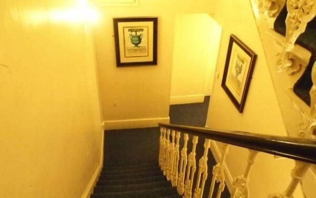 Kensington Flat