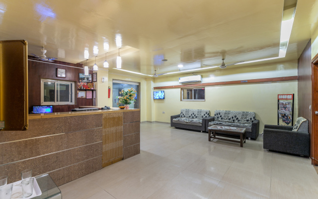 Capital O 891 Hotel Kadamb Inn