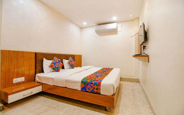 Fabhotel Silkroute Palaace