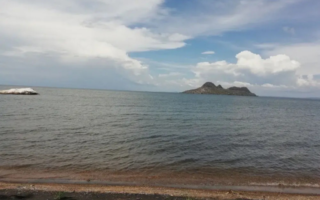 White Stone Beach Resort