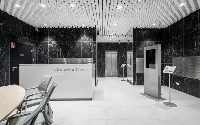 Bliska Wola Tower Sun & Snow