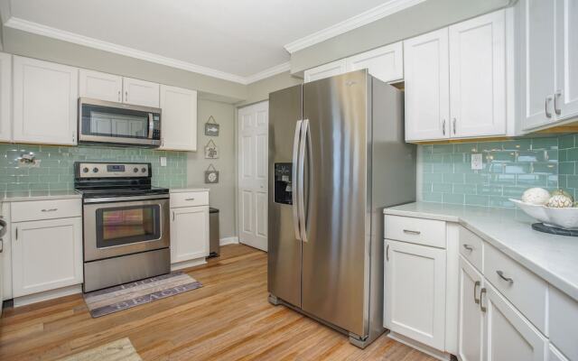 Emerald Towers 206 - 1784246