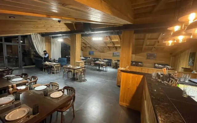 Le Chalet Mont (Ле Шале Монт)