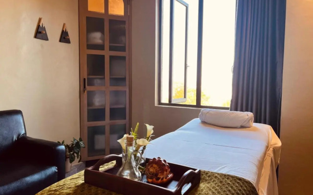 Urban Park Suites