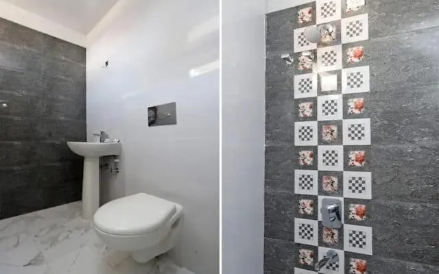 Hotel Laxmi Inn by OYO Rooms