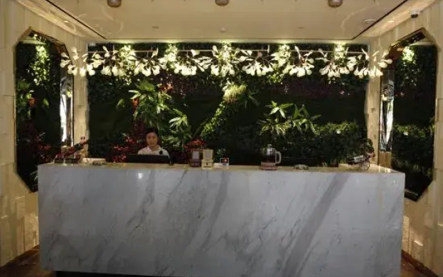 Five Star Holiday Hotel