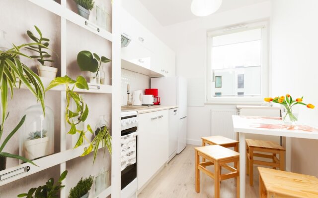 Apartment Harmonia Oliwska by Renters
