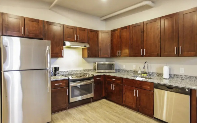 Banner Urban Two Bedroom Loft - Sbr 53506