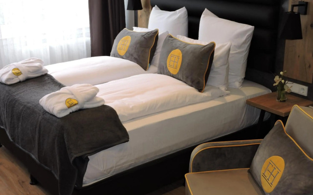 Elens Hotel