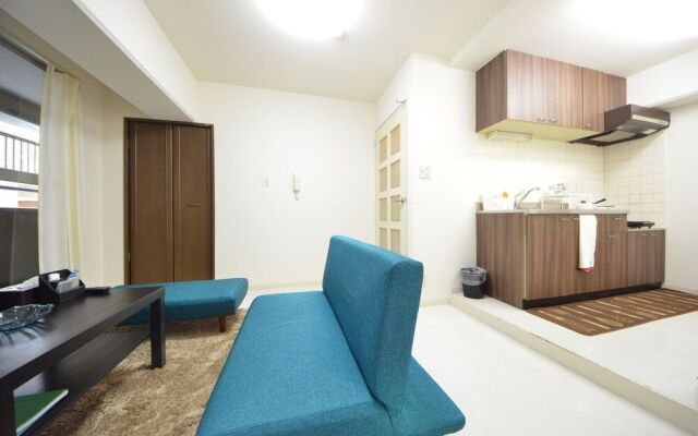 Bird Land in Shinsaibashi east