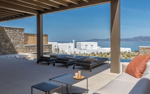 Bonzoe Suites & Villas