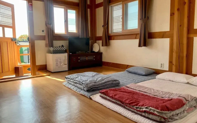Gyeongju Ran Hanok