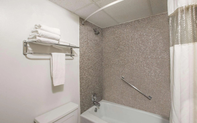 Great Bend Travelodge