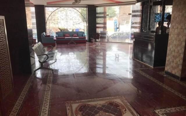 Al Harmain Restaurant