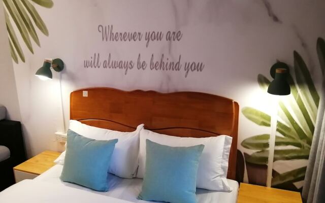 Yiqianshu City Apartment