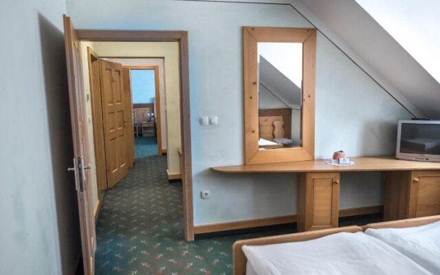 Hotel Pod Roglo