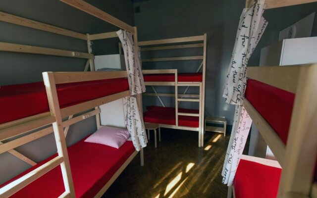 Artist Hostel na Kievskoy