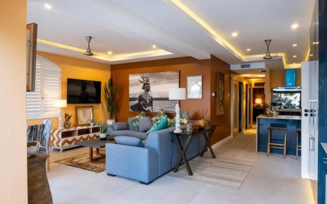 Beachfront Luxury - 2 Chaka's Place