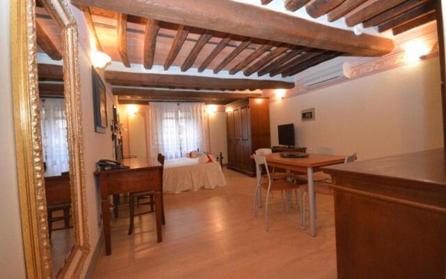 Antica Residenza Del Gallo
