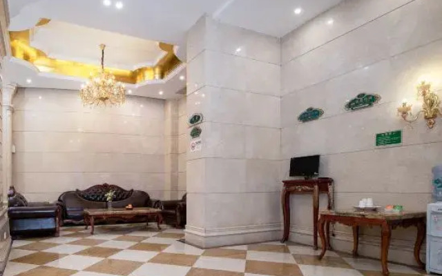 Vienna Hotel(Shenzhen Pingshan High-speed Rail Station & Pingshanwei Metro Station)