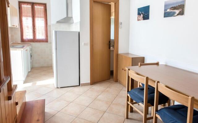 M35 - Marcelli, Trilocale Con Terrazzo E A/C