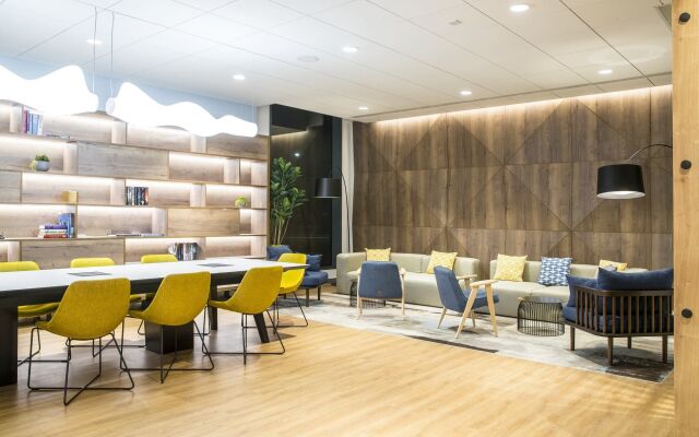 Courtyard by Marriott Edinburgh West