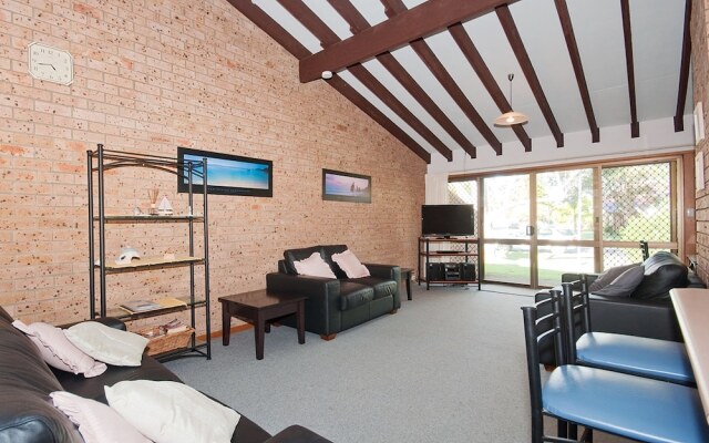 Bay Parklands, 6/2 Gowrie Avenue