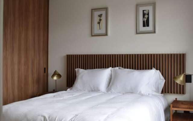 Tanat Art Hotel