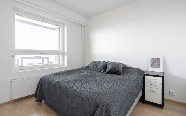 Fabulous 1BR Apt with Sauna & Views