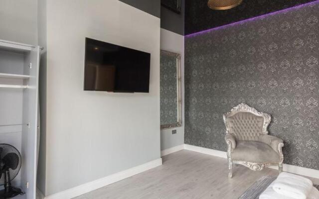 Coastal Gem Apartment by Seaside Llandudno