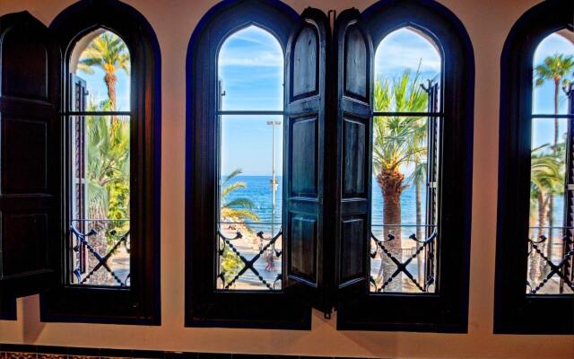 Las Ventanas Sea Front