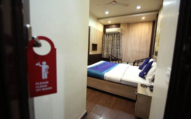 OYO 9095 Hotel Kanishka