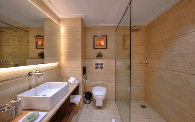 Golden Tulip Agra