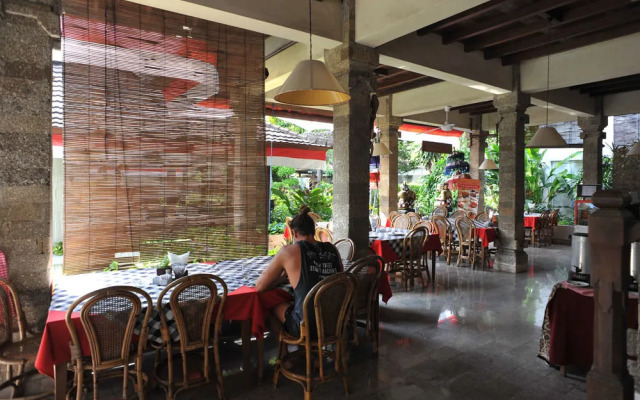 Airy Legian Double Six Arjuna 75b Kuta Bali