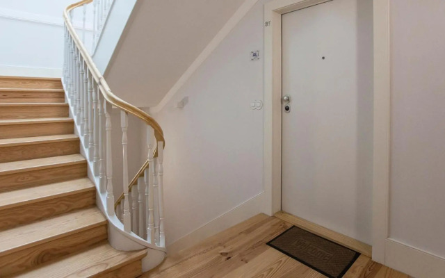 Stylish Studio w/ AC & Balcony by LovelyStay